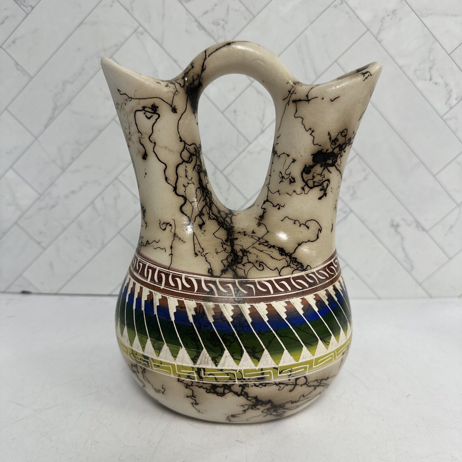 Native American Wedding Vase Navajo Indian Horse Hair Pottery Colorful Signed