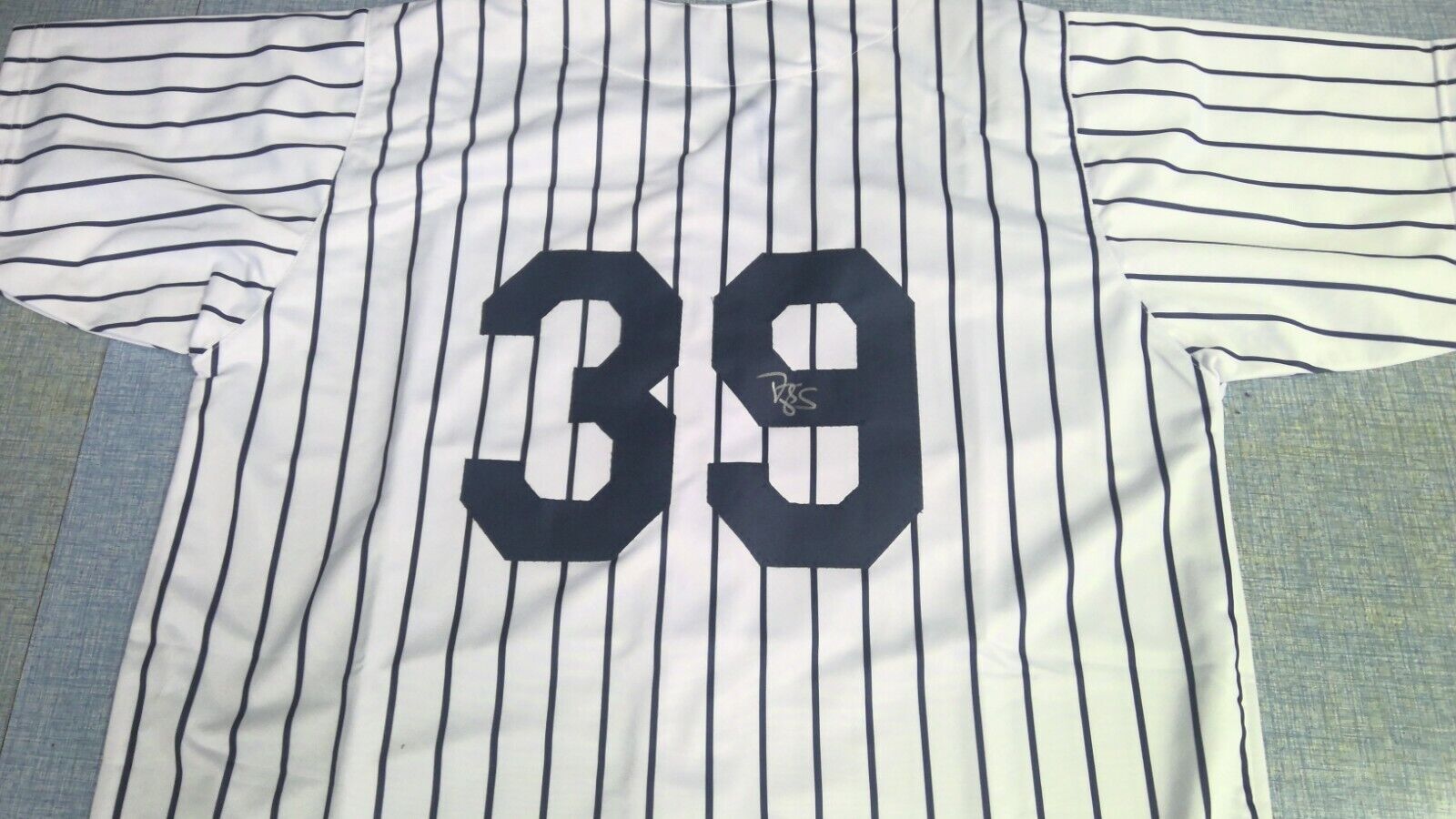 Darryl Strawberry Autographed New York Yankees #39 Signed Custom Jersey 