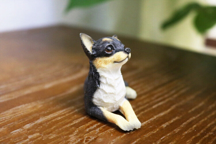 Resin MINI Chihuahua dog Hand Painted simulation model Figurine Statue