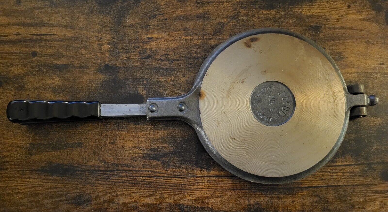 Jotul NR 6 Norway Wafer Pizzell Cast Iron Waffle Maker Heart  No Ring used