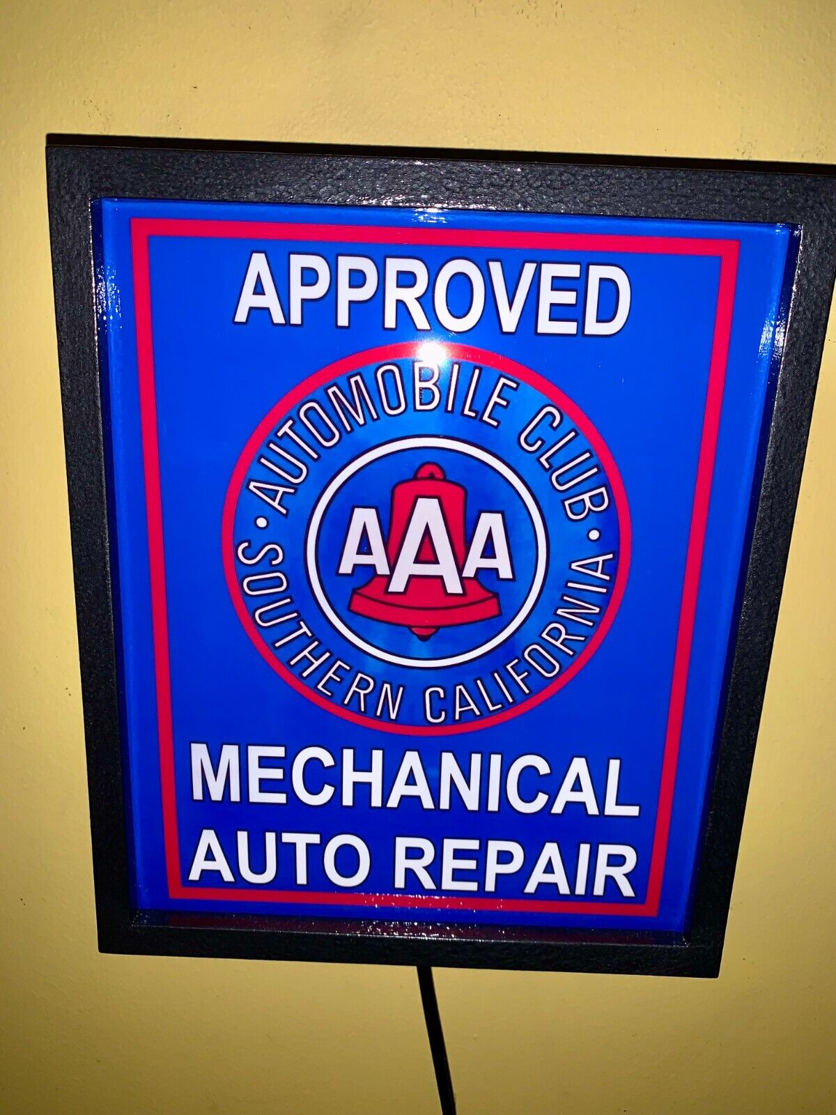 AAA Southern California Insurance Mechanic Garage Bar Man Cave Lighted Sign