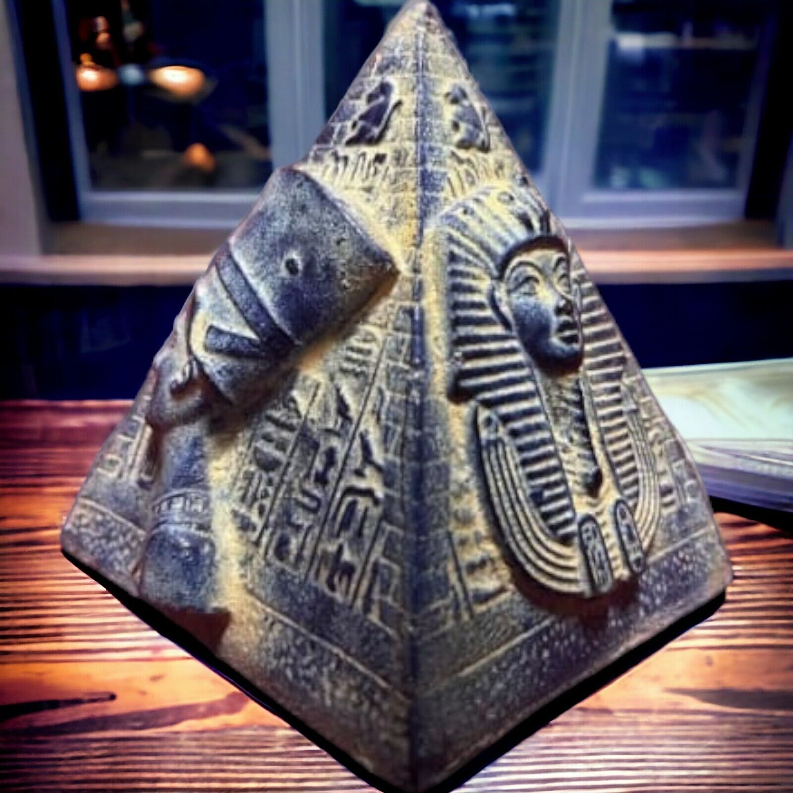 Unique Egyptian Antiques Pyramid With Tutankhamun, Nefertiti, Sphinx and Ramses