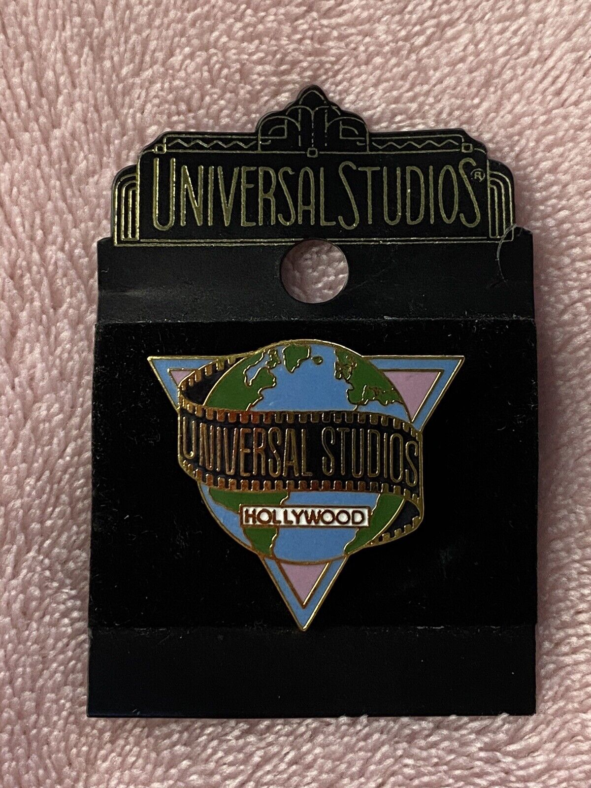 Rare1998 UNIVERSAL STUDIOS Hollywood Lapel Pin By Pinnacle Enamel Over Metal NEW