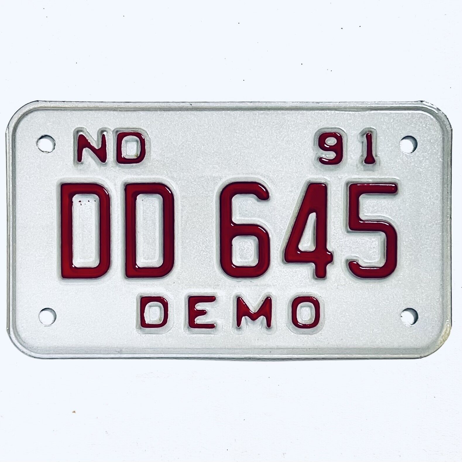 1991 United States North Dakota DEMO Special License Plate DD 645