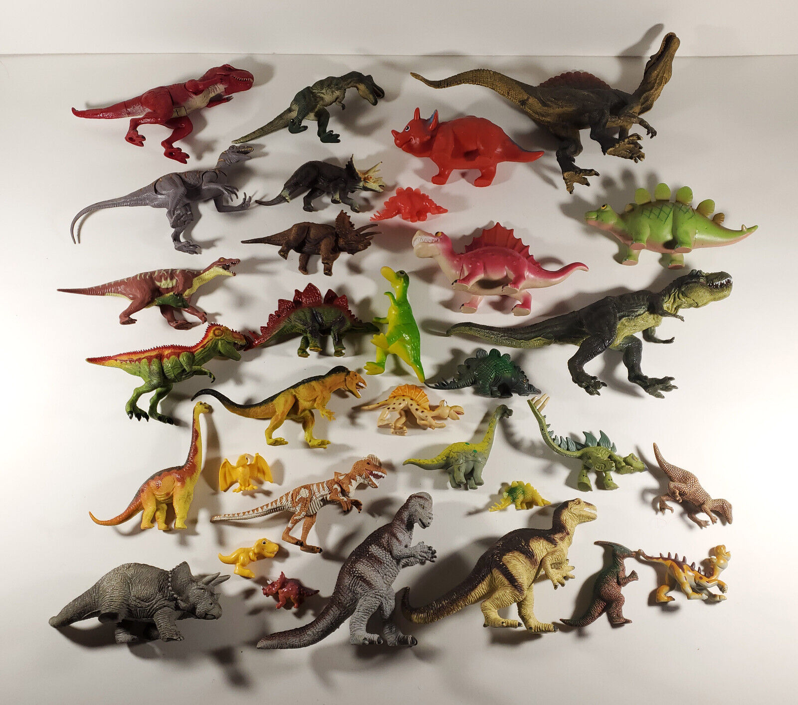 Variety Lot of 32 Dinosaur Toys UKRD Marx Recasts Jurrasic World Funny Realistic