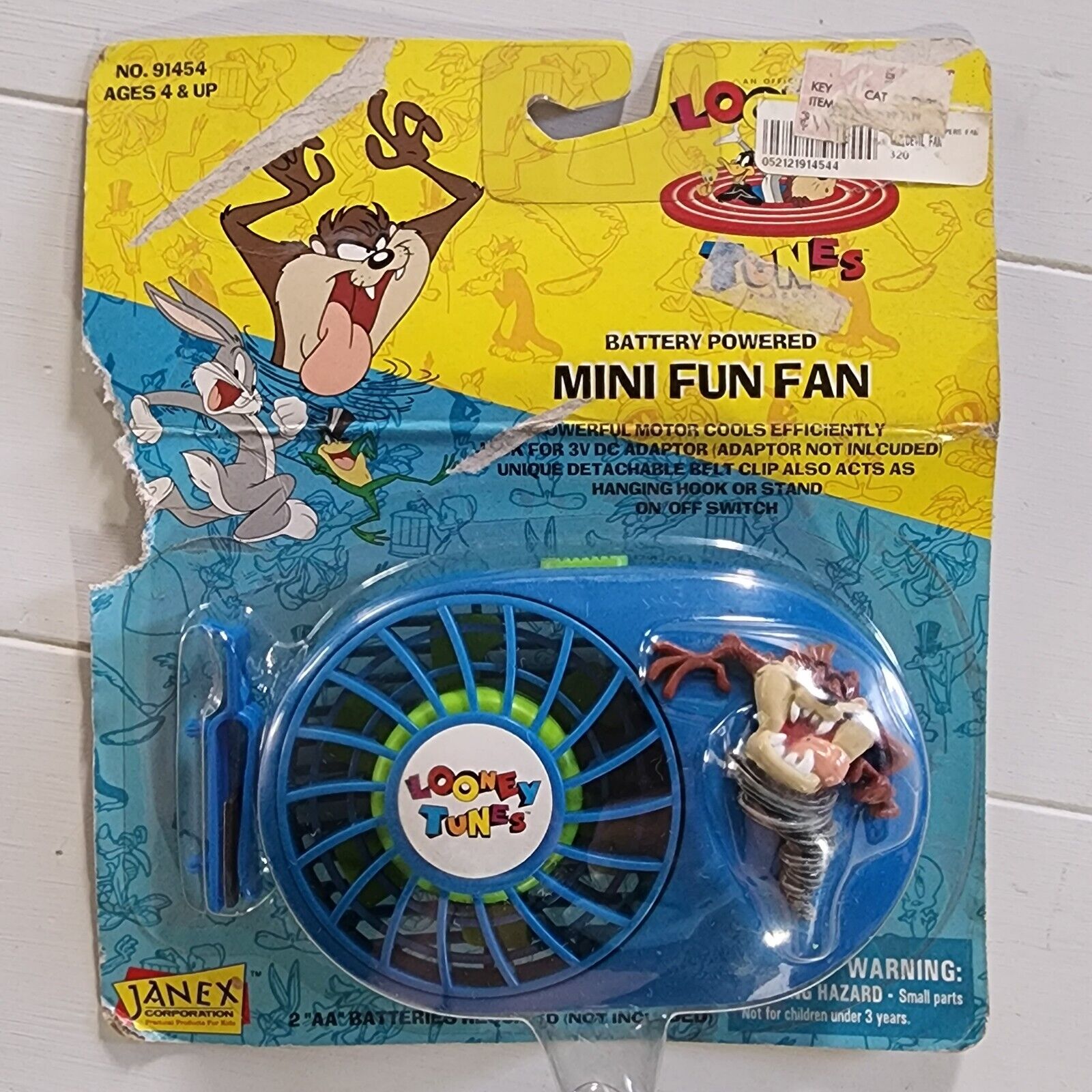 Vintage Looney Tunes Taz Battery Powered Mini Fun Fan Janex 1996 NEW