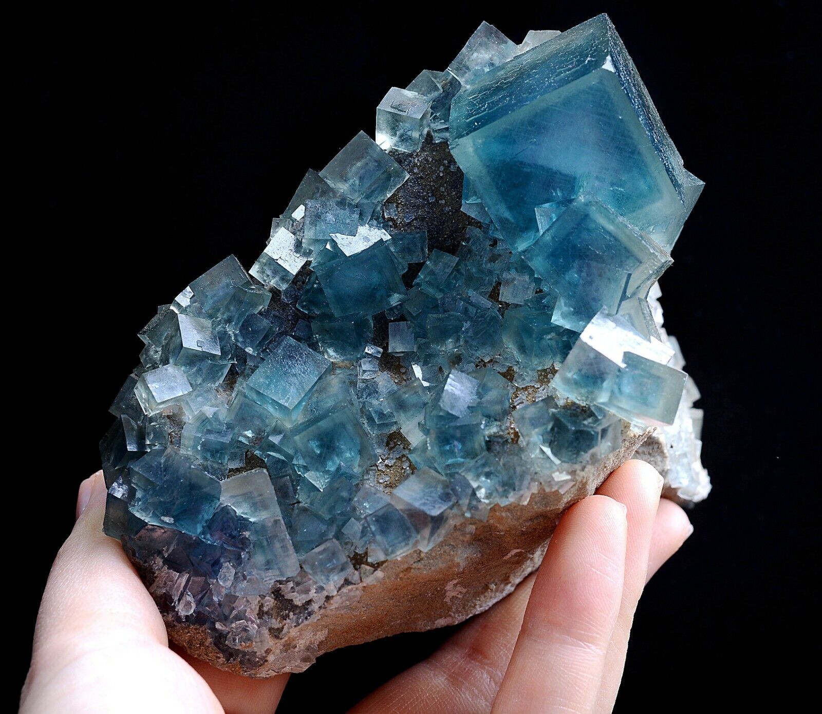 684g Natural Rare Phantom Window Blue Cube Fluorite Mineral Specimen/China