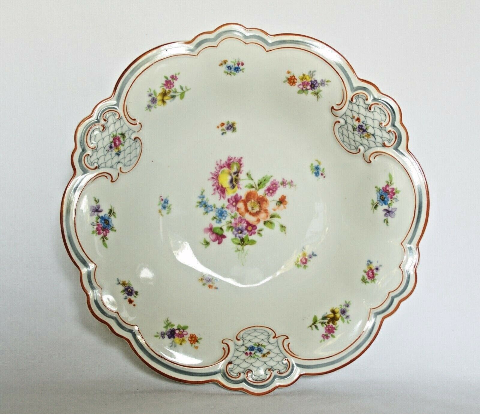 Vintage PT Tirschenreuth 1 Bavaria Hand Painted Floral Design Plate 8 ¾” D x 2”H