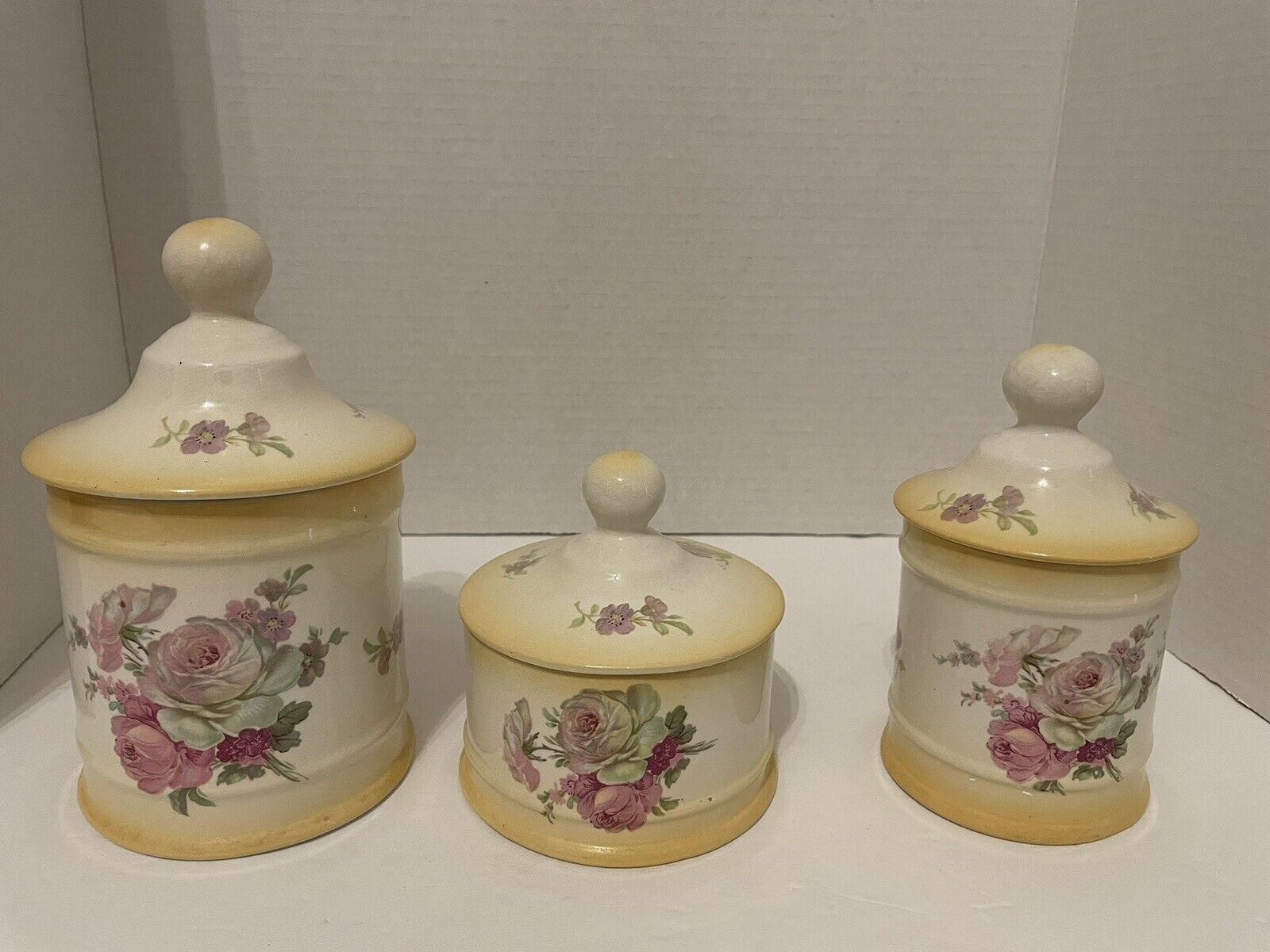 JAMES KENT OLD FOLEY STAFFORDSHIRE ENGLAND FLORAL 3 PIECE APOTHECARY JARS W/LIDS