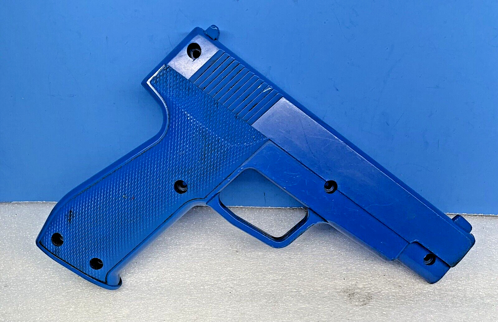 HAPP CONTROLS BLUE ARCADE GAME PLASTIC GUN L & R SHELL NO HARDWARE NO OPTO PCB