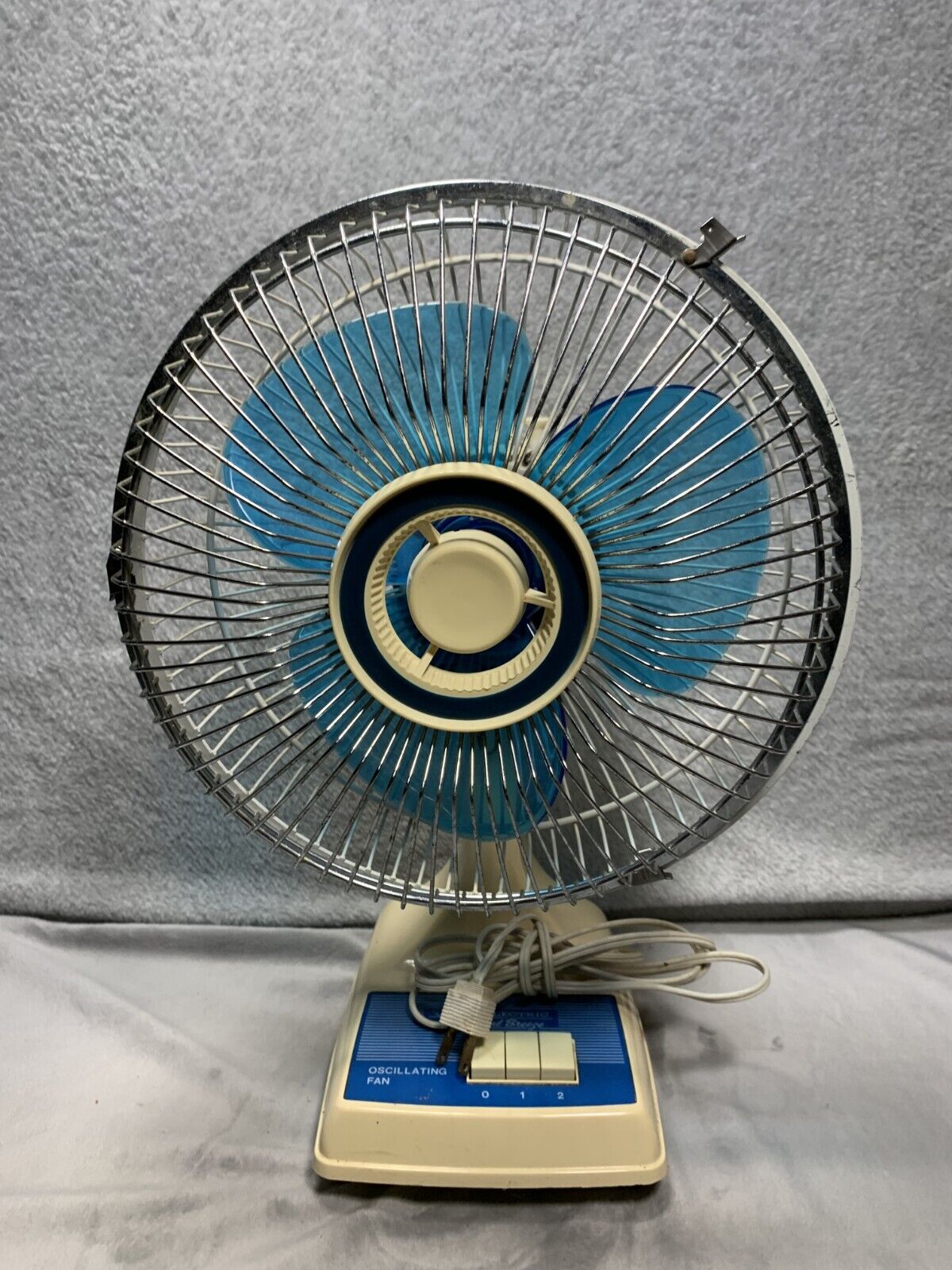Vintage Superlectric Oscillating Fan 16\