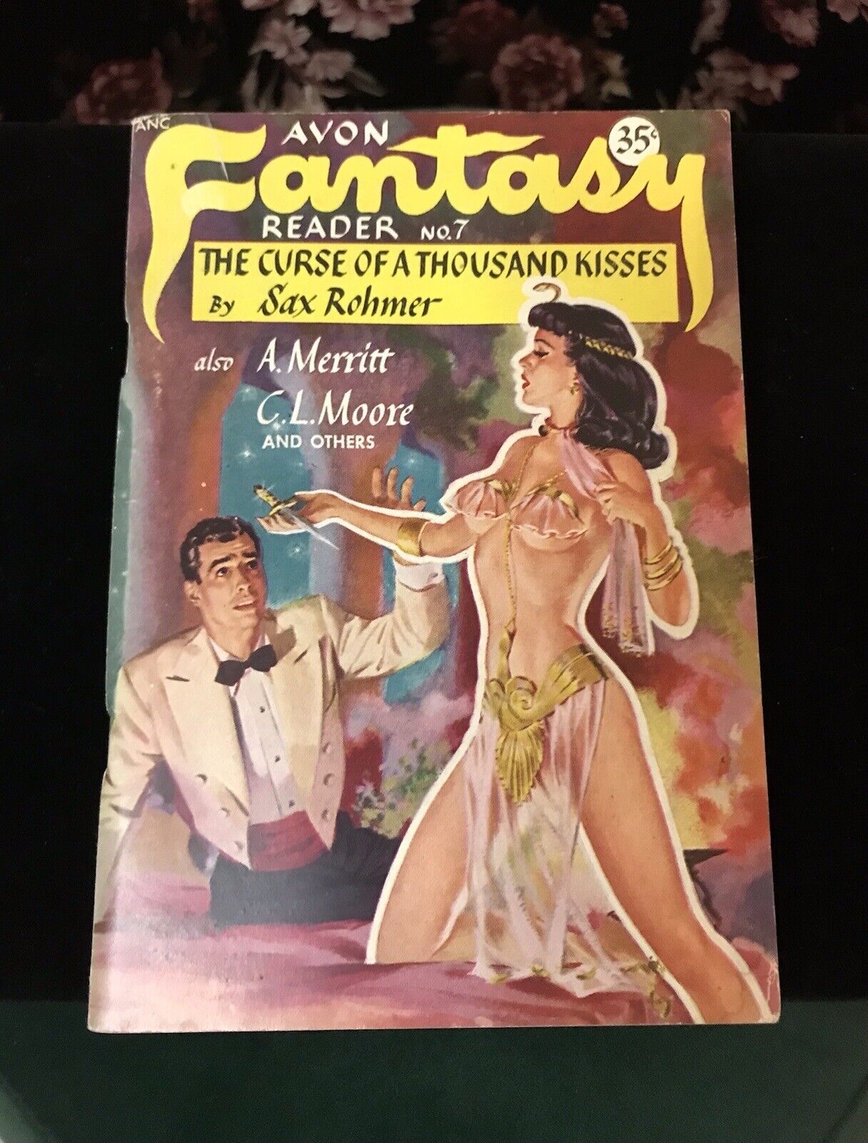 Avon Fantasy Reader The Curse Of A Thousand Kisses #7 1948