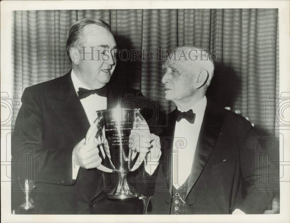 1954 Press Photo Arch McDonald and Clark Griffith at Touchdown Club Dinner in DC