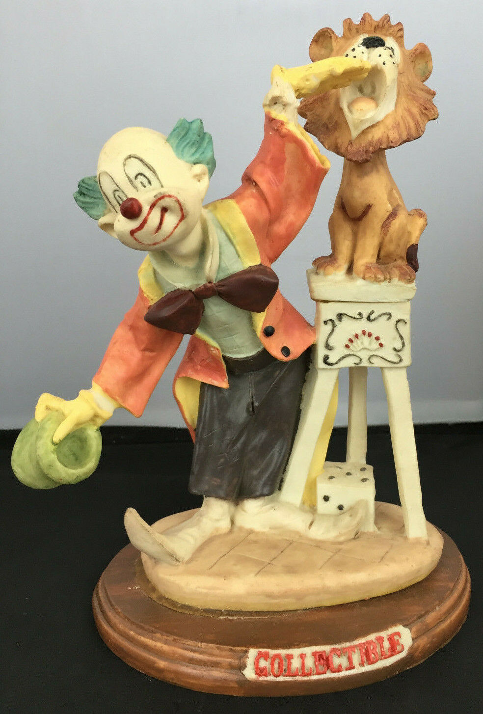 Vintage CWI Special Edition Rare Clown with Lion Statue