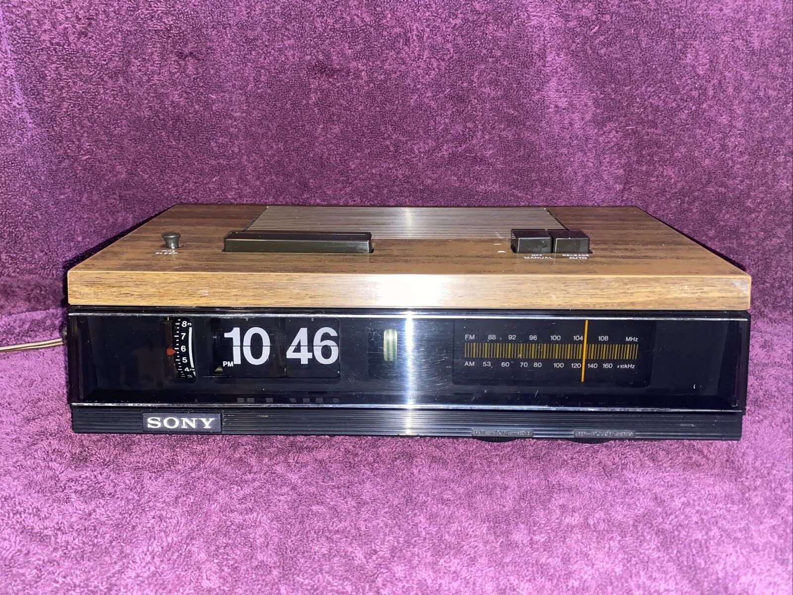 Vintage Sony Flip Clock TFM-C580W AM/FM Radio Alarm Clock WORKING