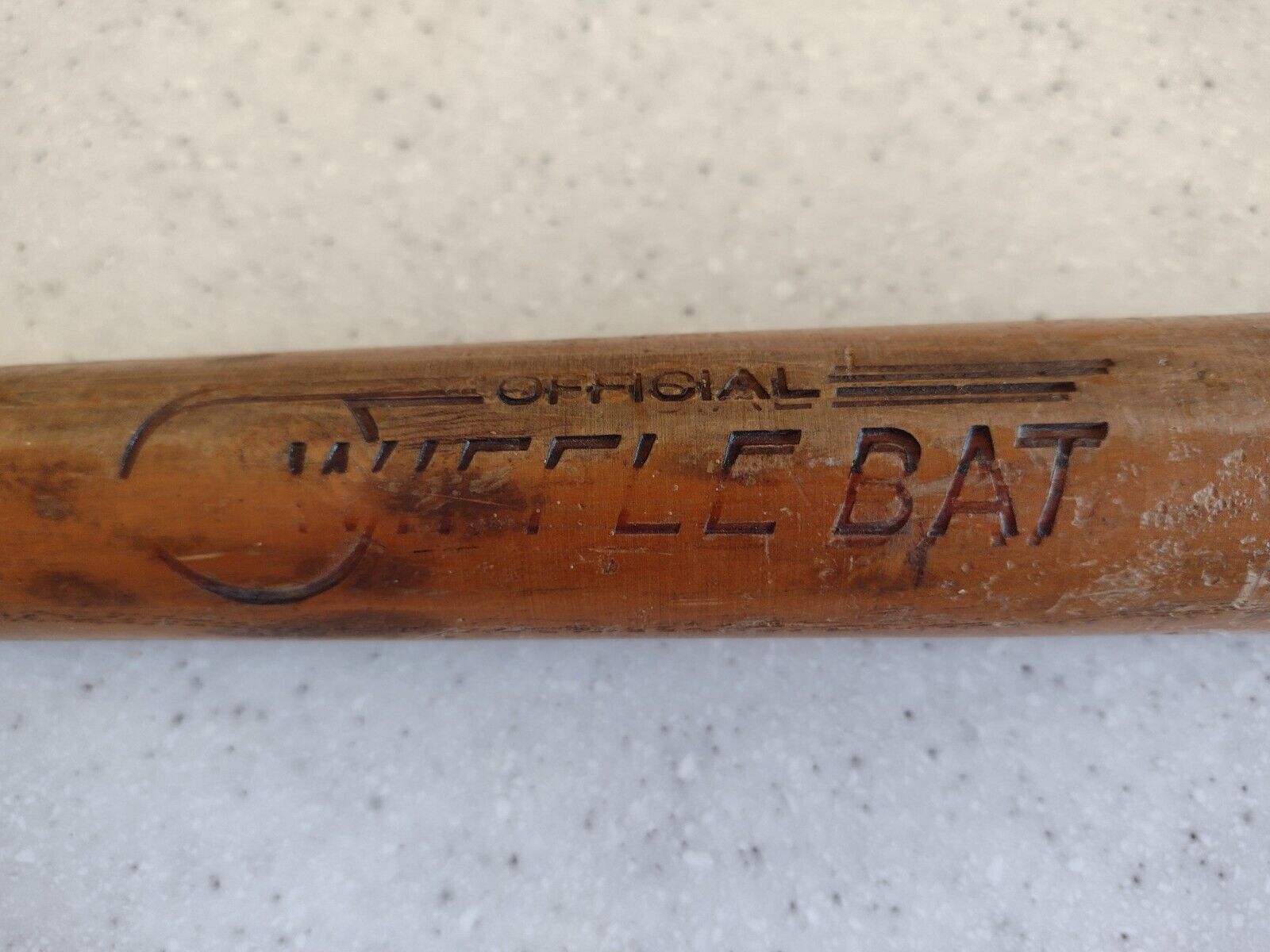VINTAGE WOODEN OFFICIAL WIFFLE BALL BAT 32\