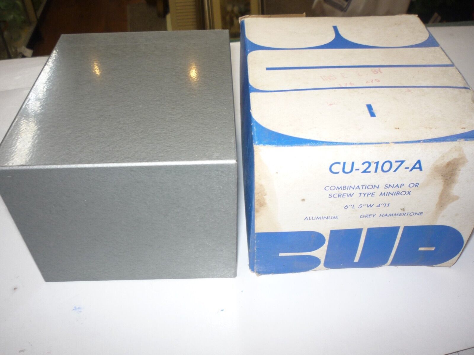 Bud Aluminum Electronics Enclosure Radio Project Box Case 6 x 5  x 4  NOS
