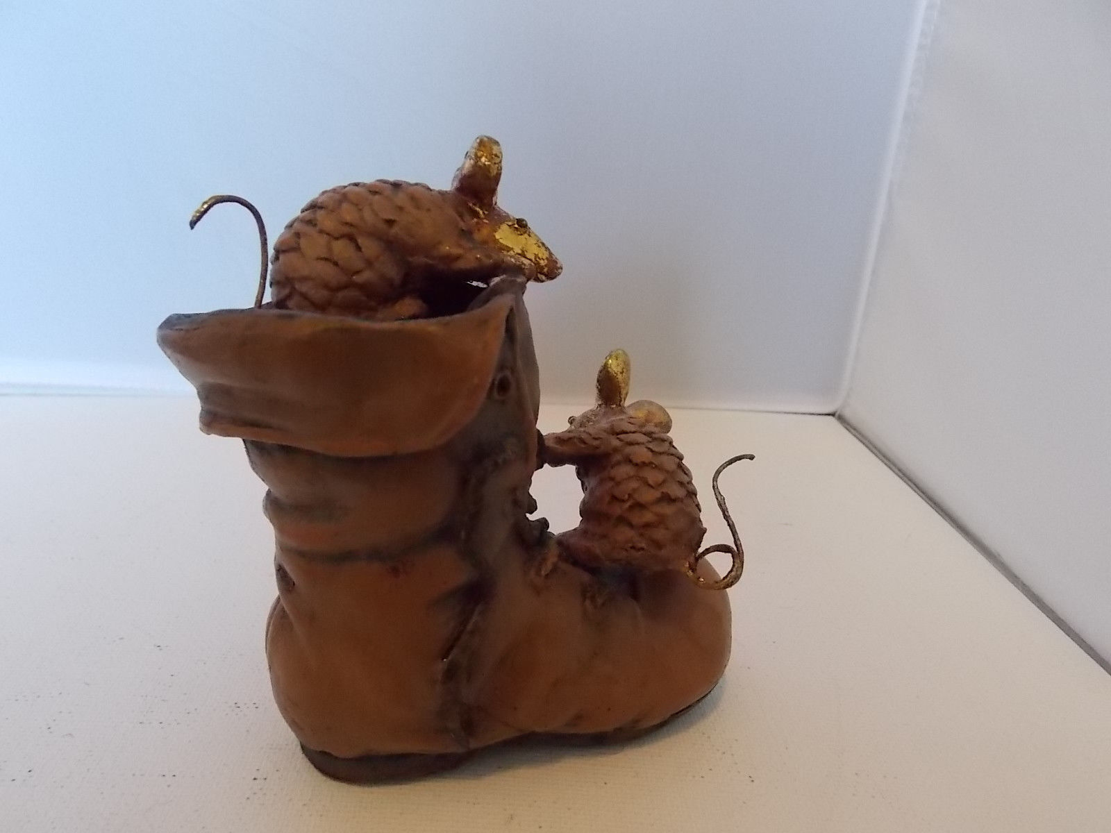 Vintage Playful Armadillos in Boot Decoritive figure Texas Collectible 4\