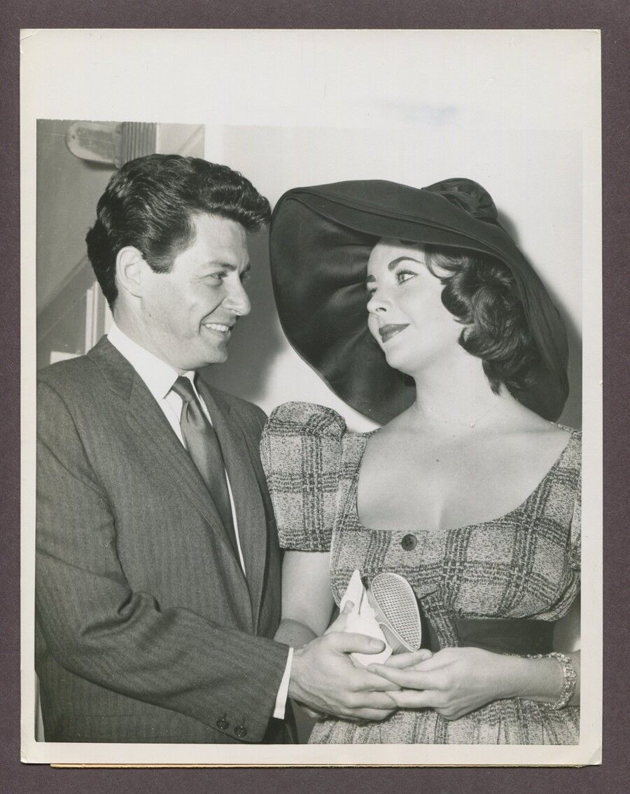 ELIZABETH TAYLOR Glamorous Dress w/Eddie Fisher ORIGINAL 1959 Glamour Photo