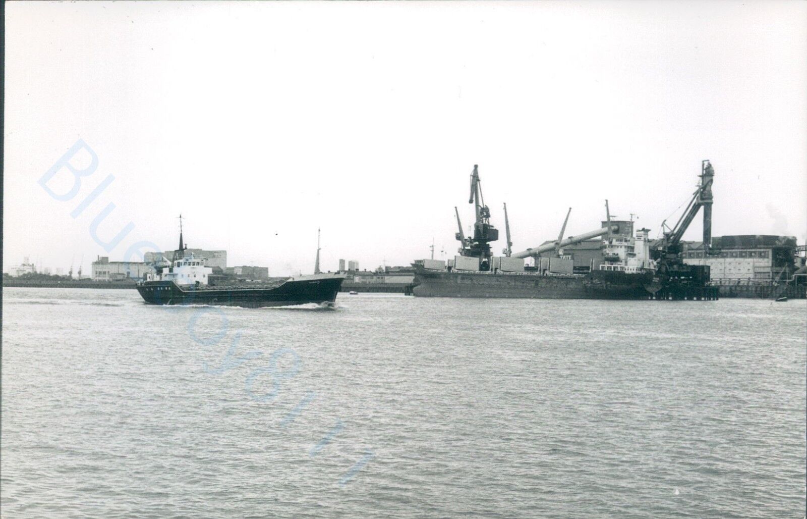 British MV Robrix & turkish MV Ihsan 1995 ship photo