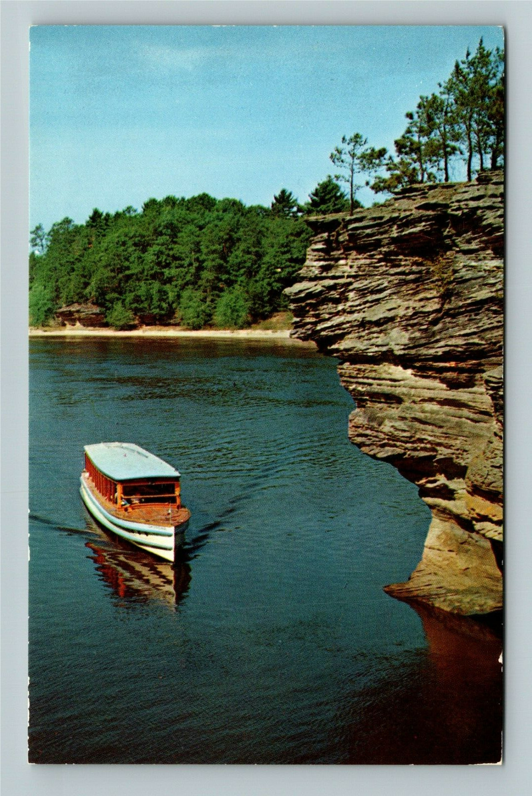 Wisconsin Dells WI-Wisconsin The Chanel At Grotto Rocks Vintage Postcard