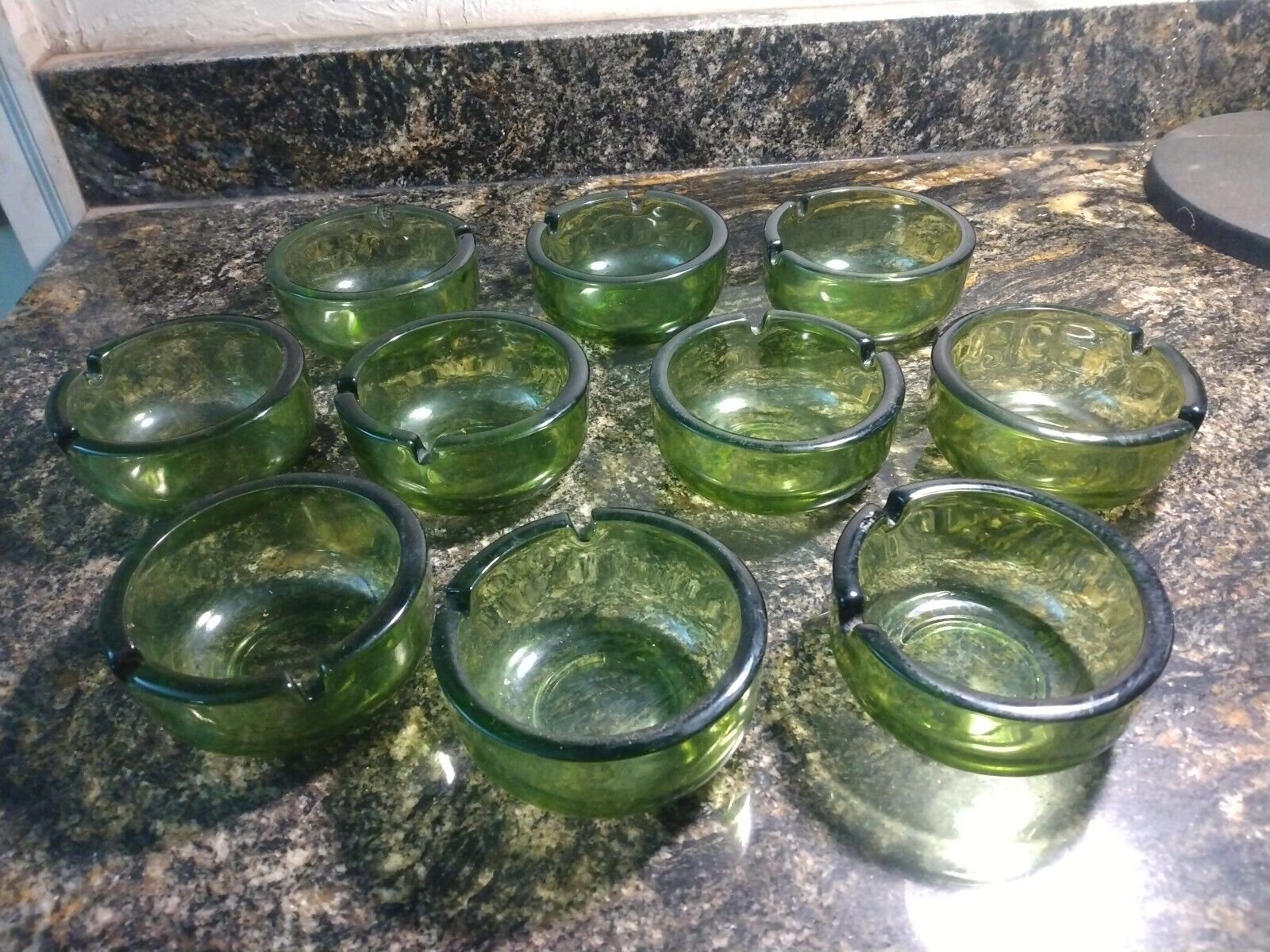 ~ Set Of Ten 10 Matching Glass Ash Trays Vintage Smoking Emerald Lot Ashtray ~