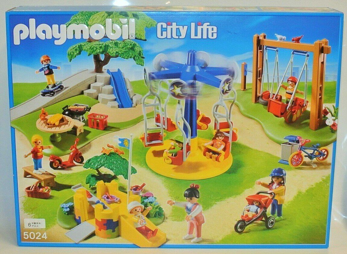 Playmobil City Life 5024 a large park