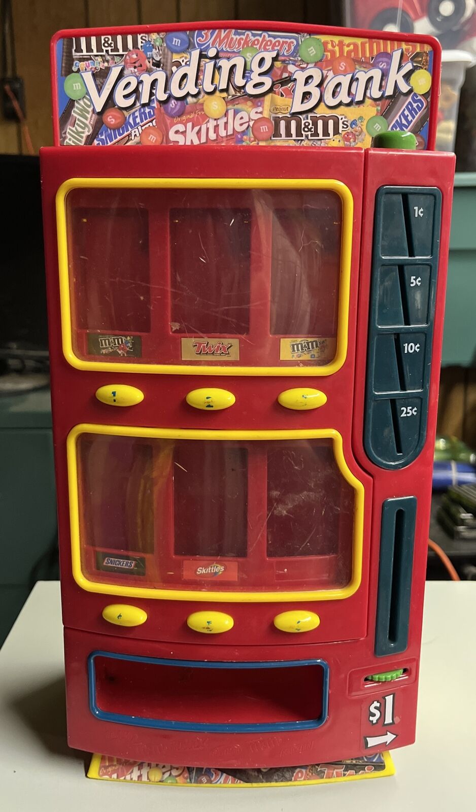 M&M Vending Machine Bank. Toy Snack Size Candy Snickers Twix Mars -CDI Toys 2004