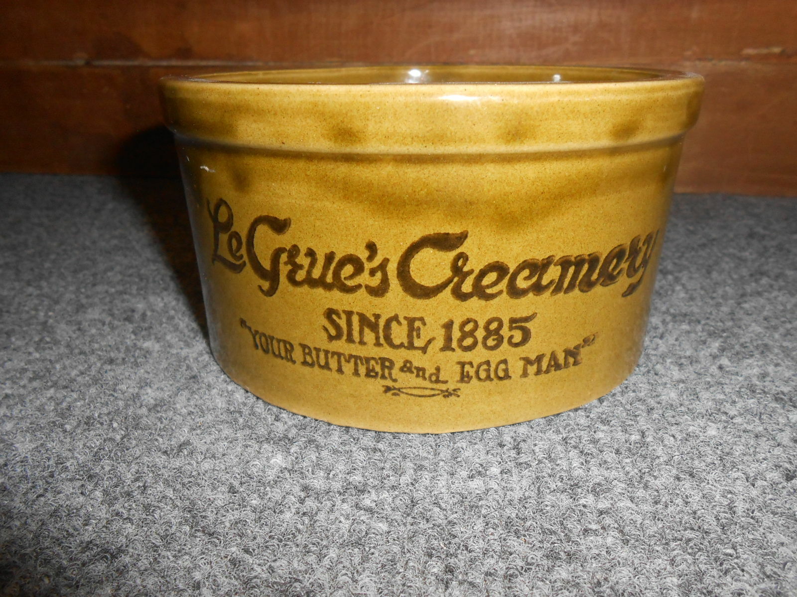 Le Grue\'s Vintage Stoneware Creamery  Butter & Egg Olive Green Crock. 