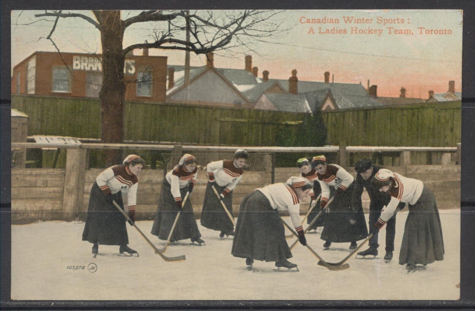 1900s Canada ~ Ladies Hockey Team, Toronto ~ Canadian Winter Sports ~ Scarce UDB