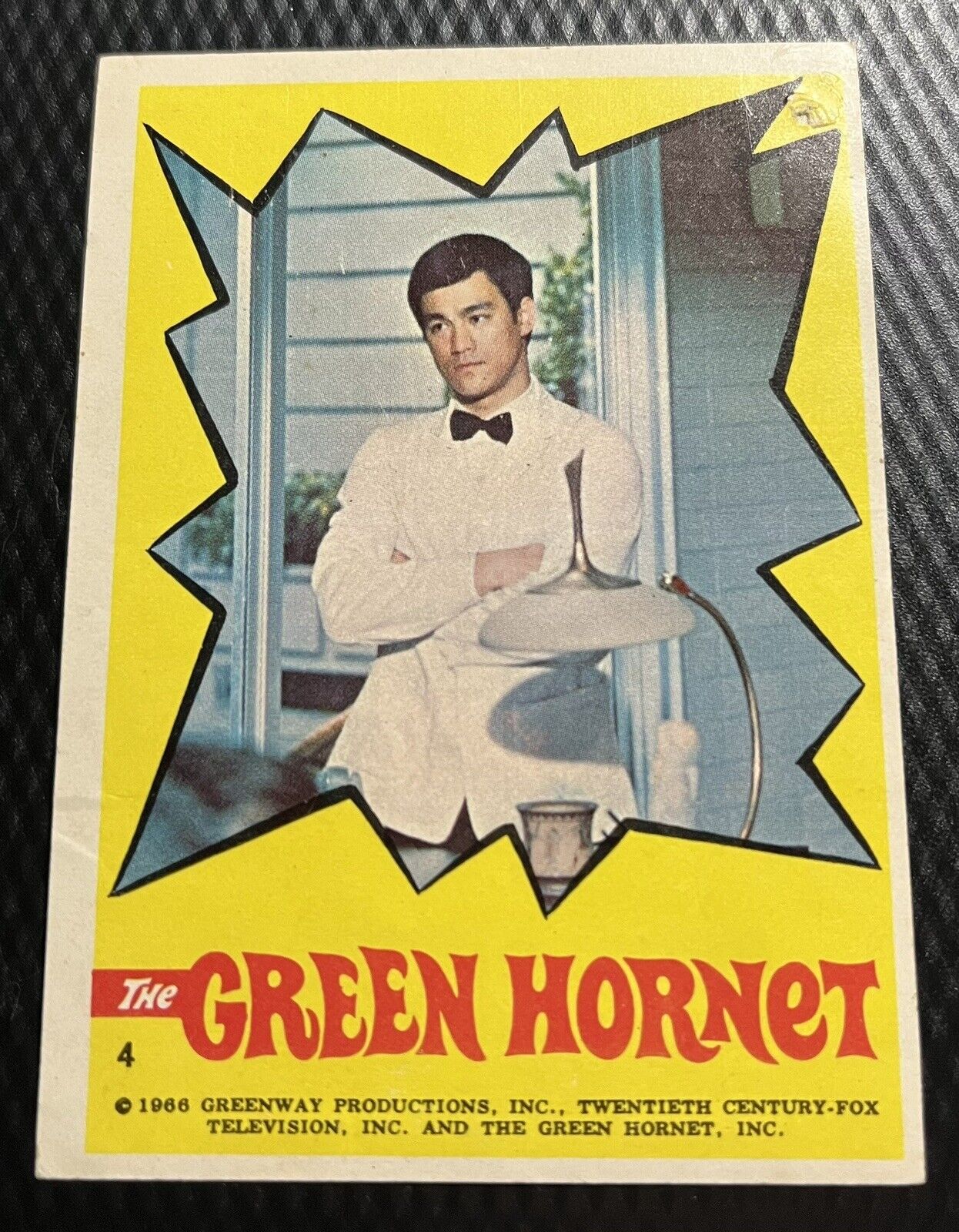 1967 Topps Green Hornet Set Break Sticker #4 Low Grade Surface Damage Bruce Lee