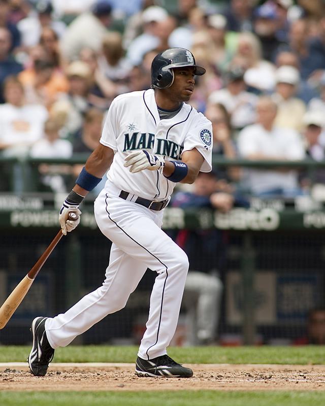 ENDY CHAVEZ Seattle Mariners 8X10 PHOTO PICTURE 22050701333