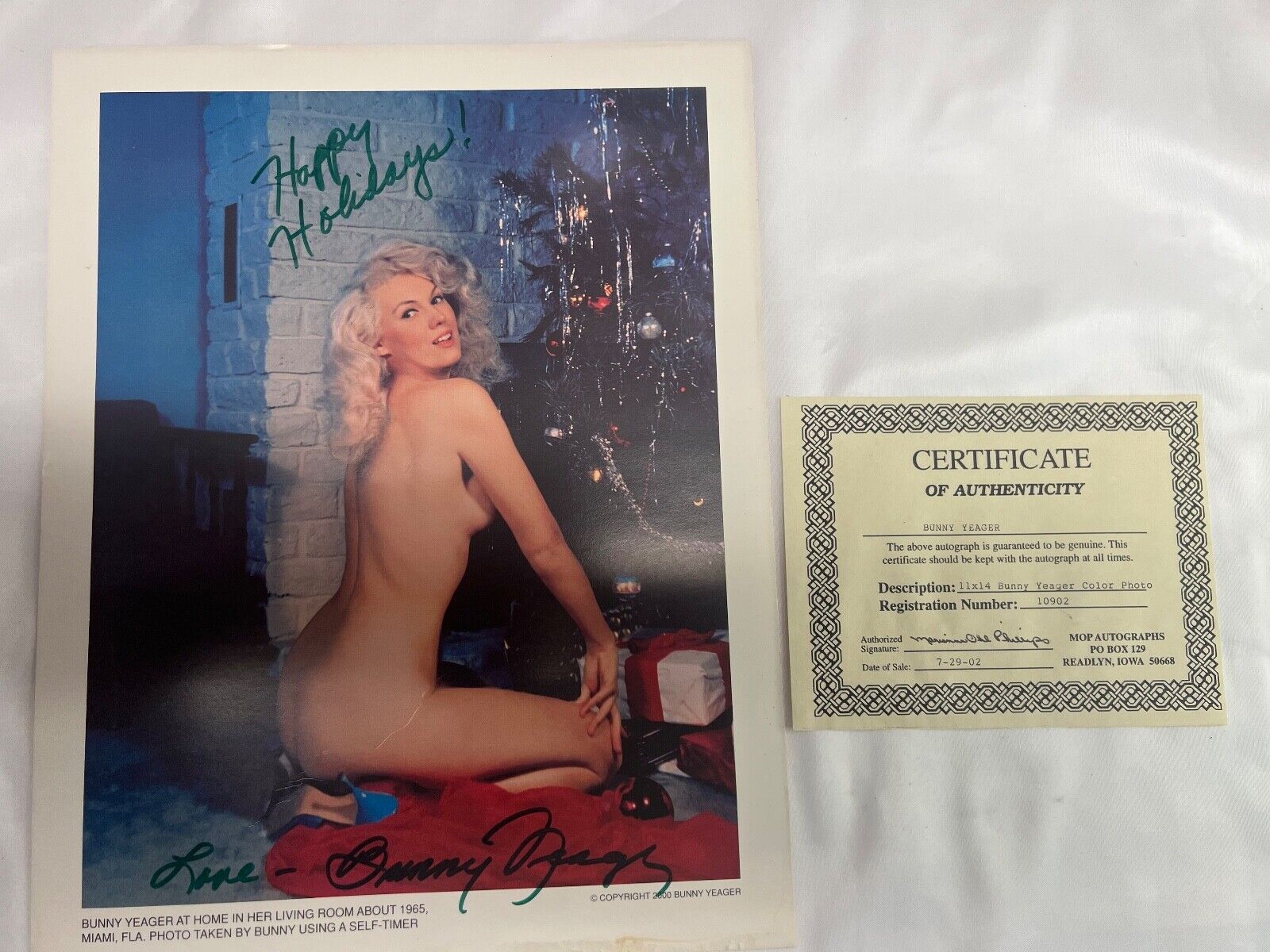 Bunny Yeager Autograph 11x14 Christmas (1965) Rare Color Photo *VINTAGE*