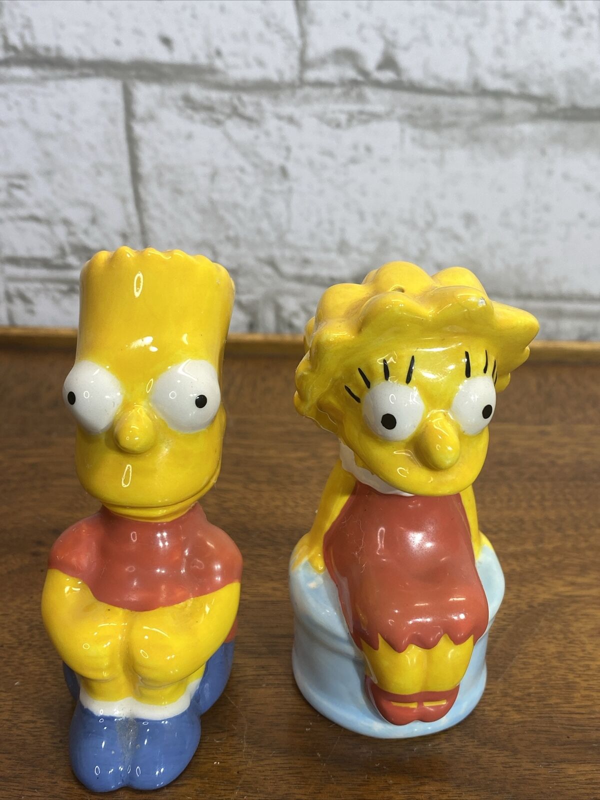 The Simpsons Salt & Pepper Shaker Set Bart & Lisa Treasure Craft 1997