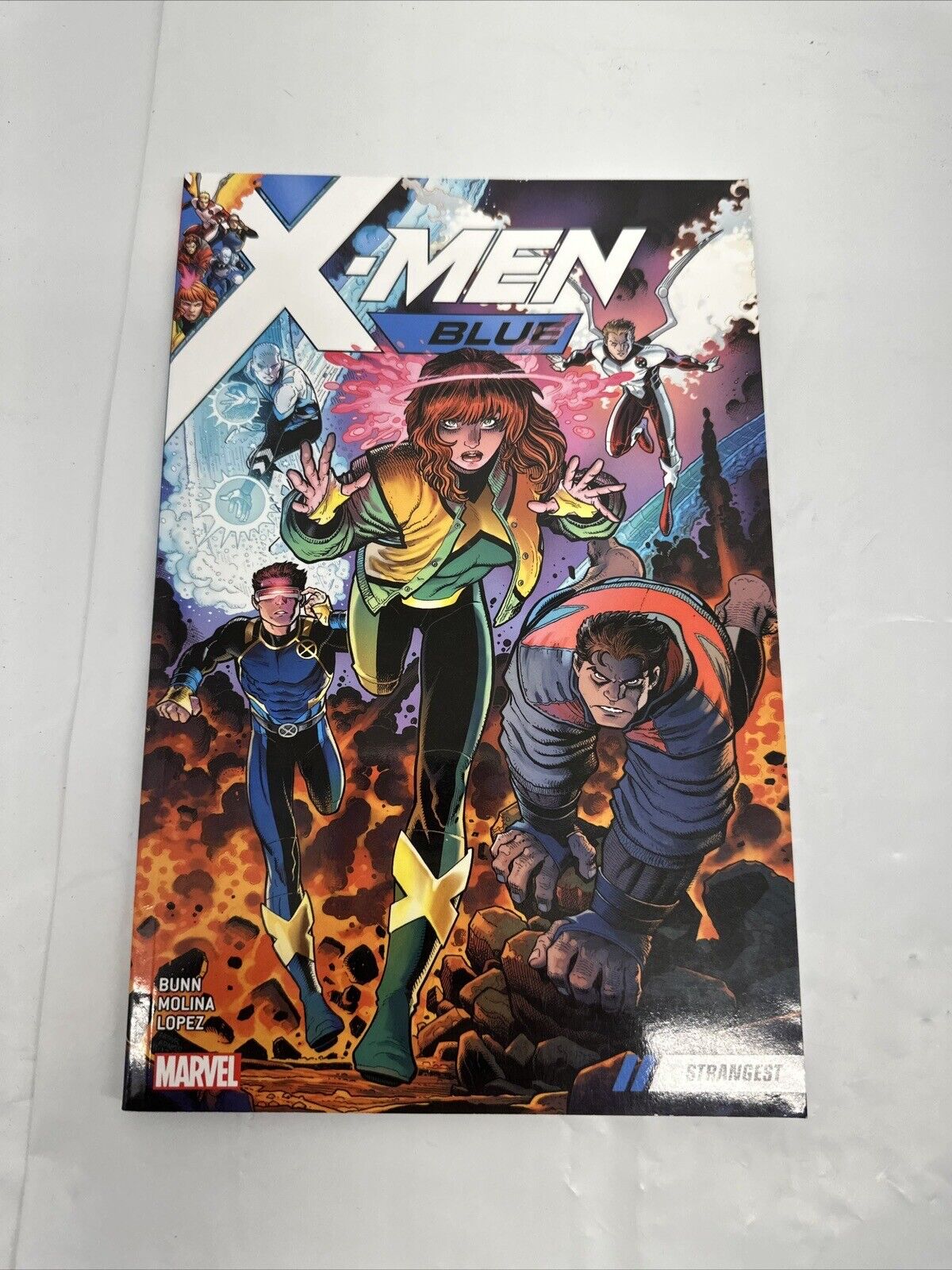 X-Men Blue Vol. 1: Strangest (Marvel/Panini, 2017) Graphic Novel 