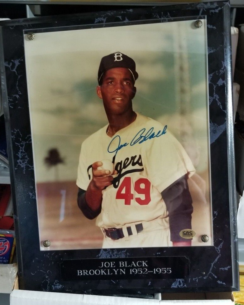 Joe Black Autographed 8x10 photo in plaque 1955 Brooklyn Dodgers CAS Authentic