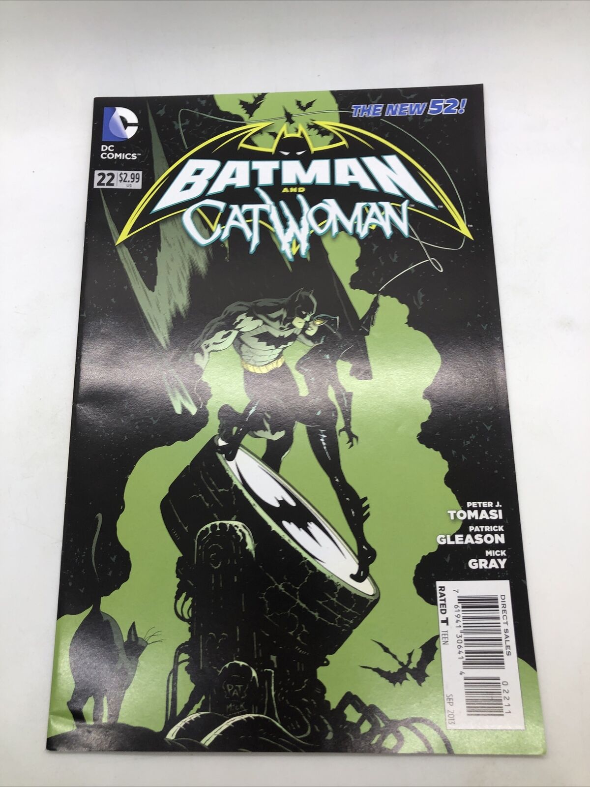 BATMAN AND CATWOMAN #22 (2013 DC)