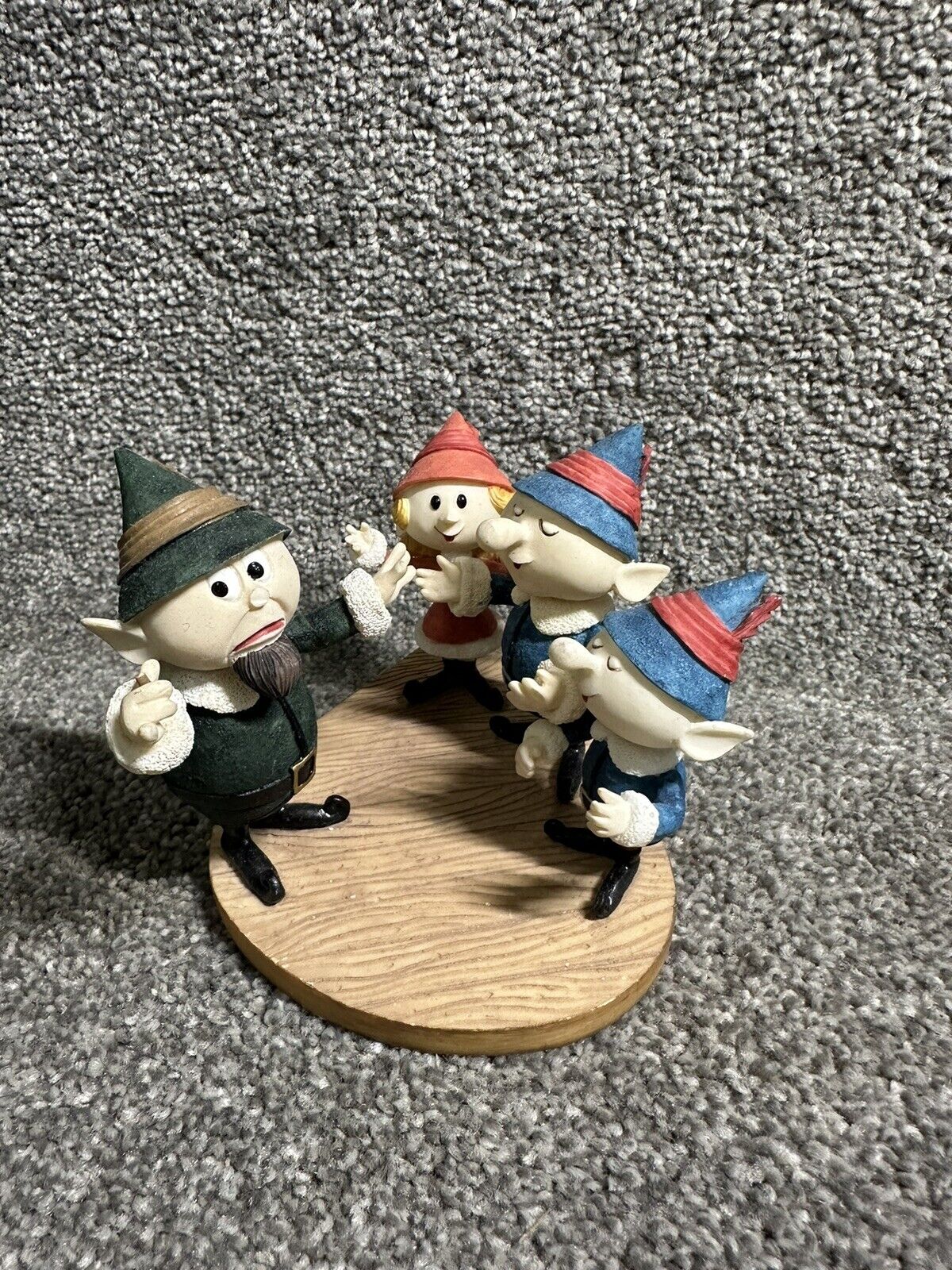 Rudolph And The Island Of Misfit Toys Singing Elves Figurine #875384 Enesco