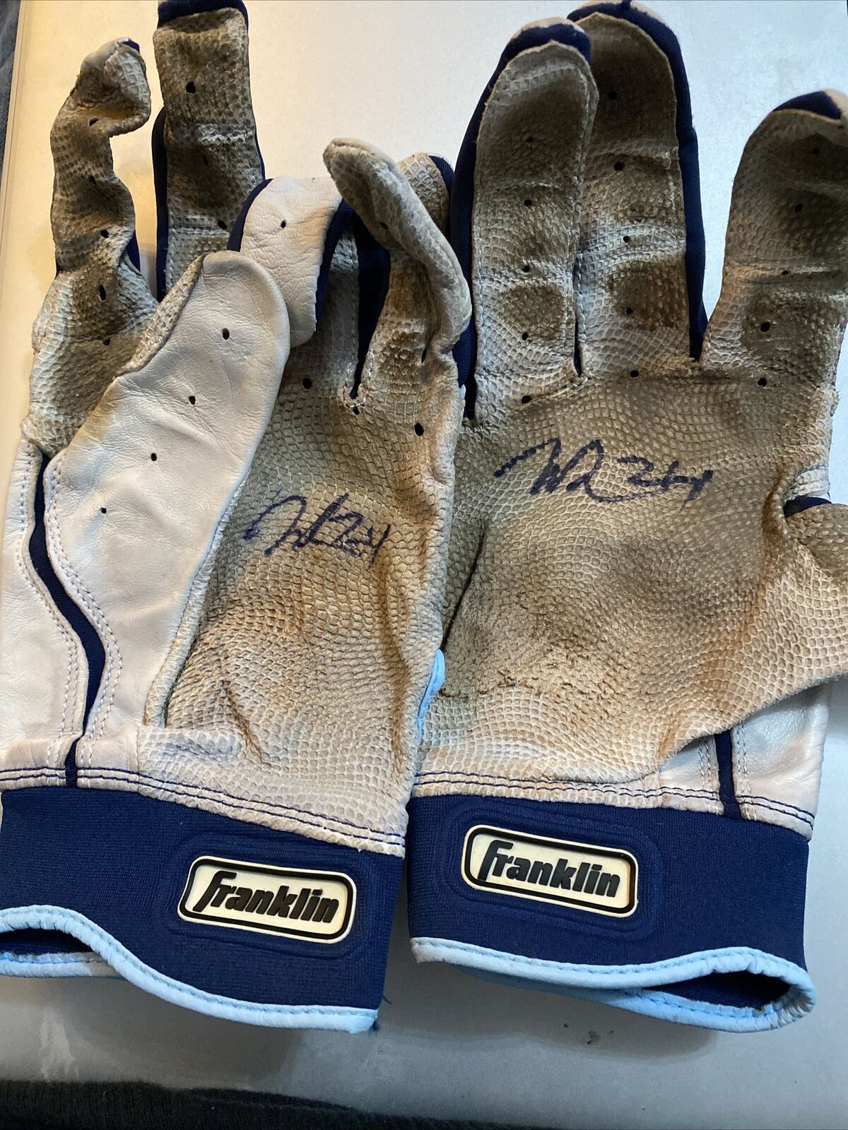 Wes Rogers auto signed game used batting gloves Brewers prospect 