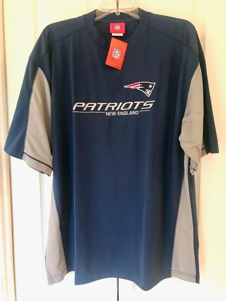 NWT-NFL New England Patriots Size XL Short Sleeve Shirt-Embroidery Applique-NEW