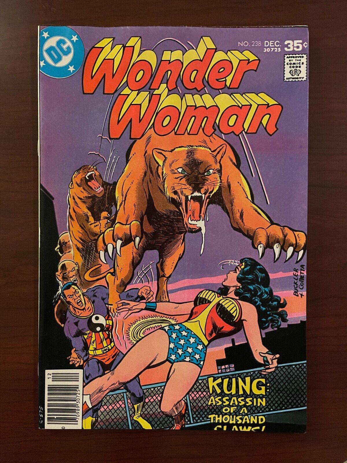 Wonder Woman #238 (DC Comics 1977) Bronze Age Death of Kung Jose Delbo 8.5 VF+