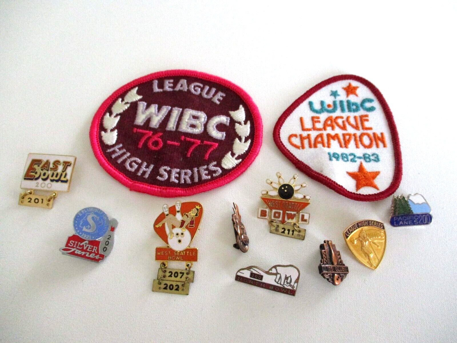 Vintage Bowling Award Pins and Patches Lot