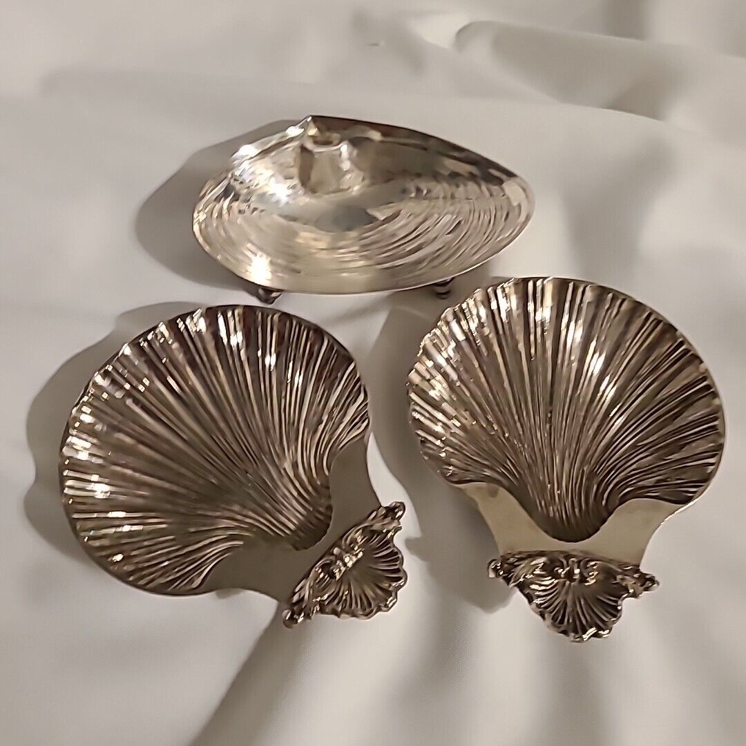 2 RF Inc Brass Shells Repro SHEFFIELD ENGLAND 1700-1800 USA & 1 W&SB Clam, Plate