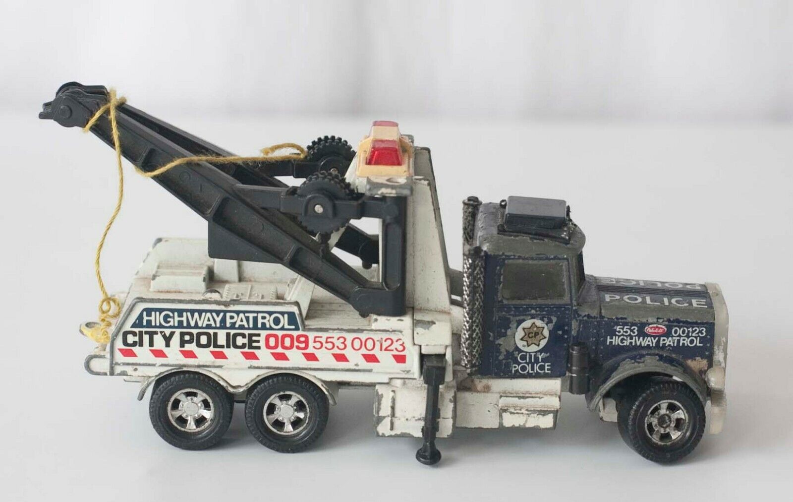 Matchbox Super Kings Peterbilt Police Crane Truck *0707a1