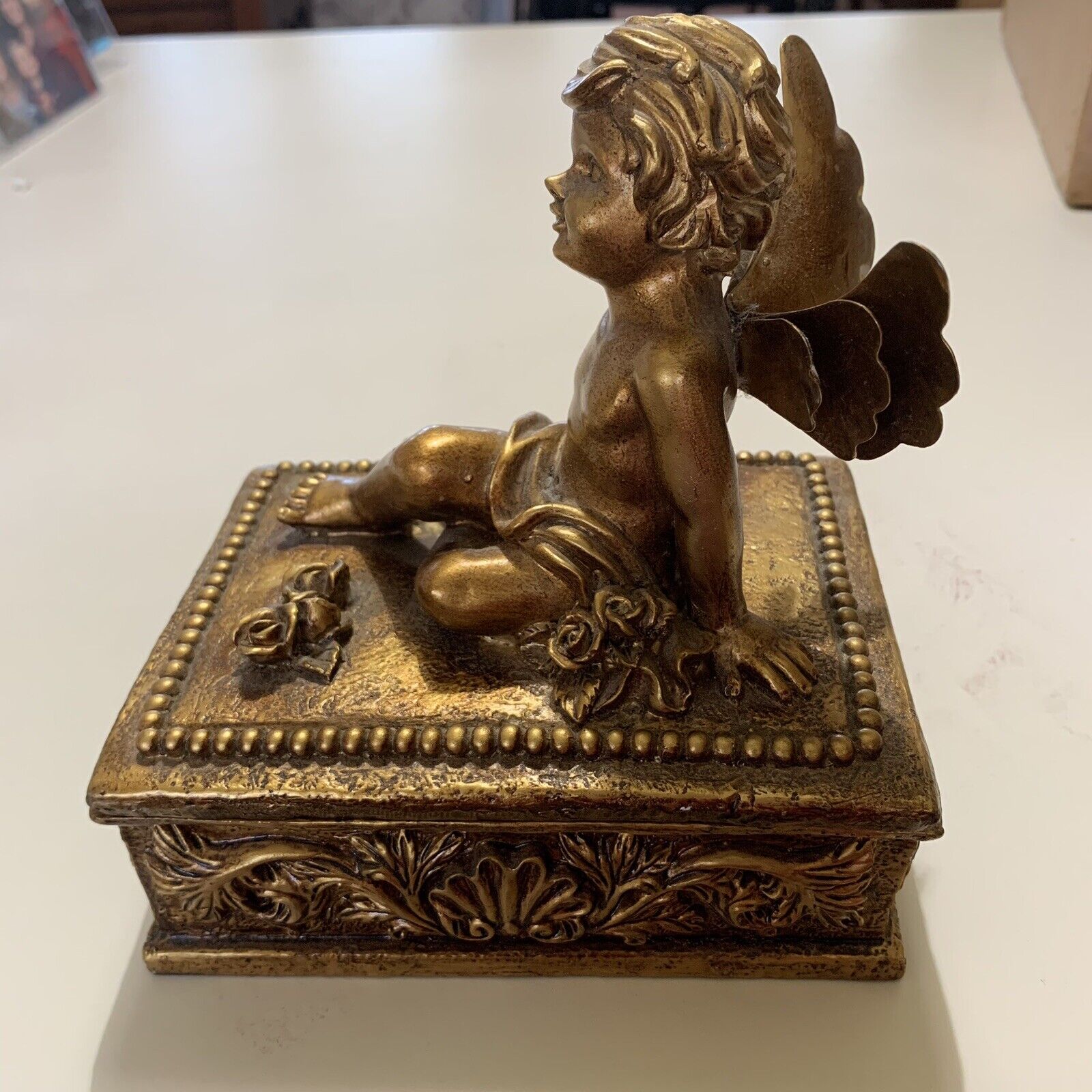 Cherub Jewelry Box Trinket Memory Storage Container resin gold gilded angel