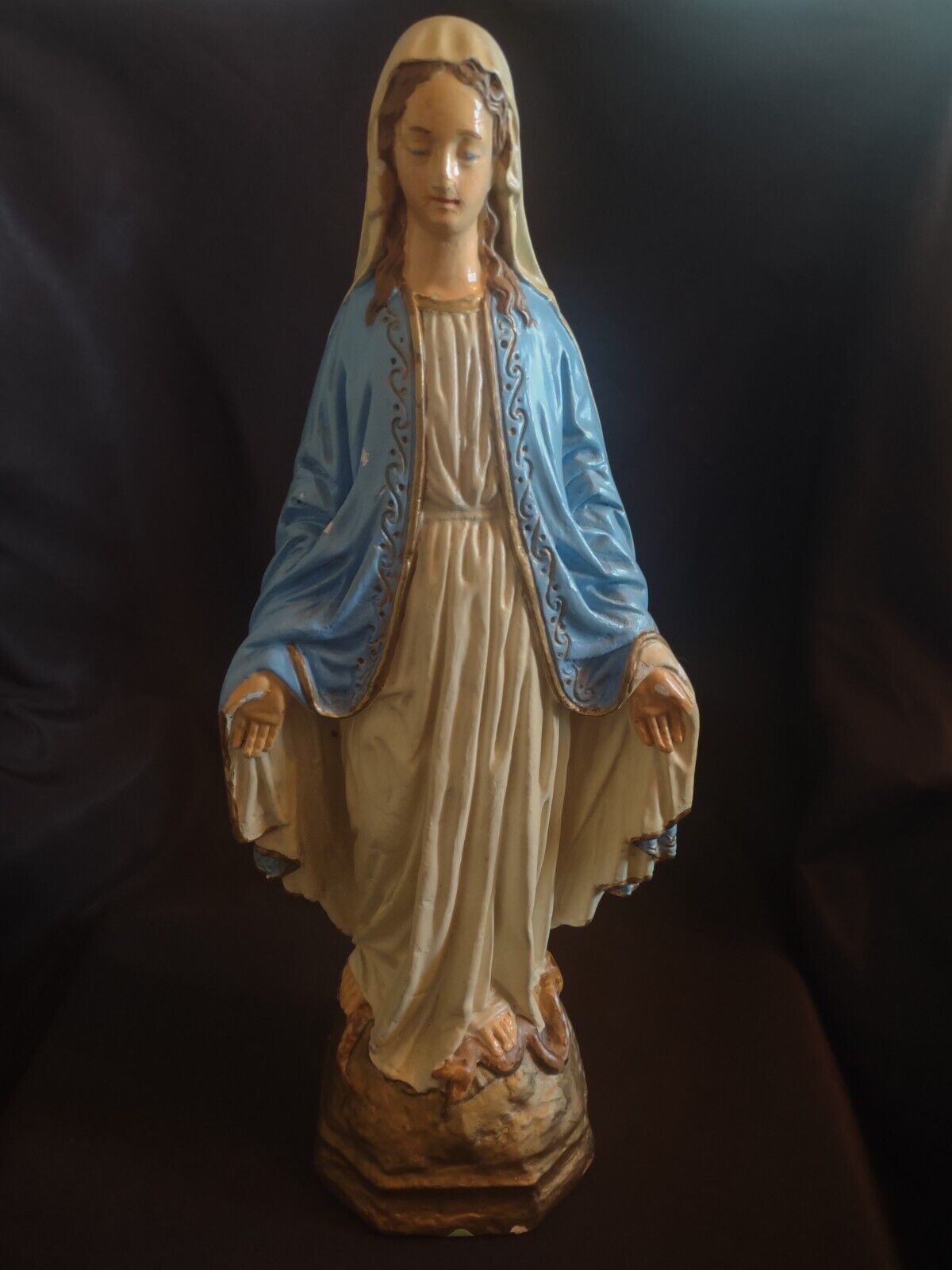 Lovely Vintage Virgin Mary Mother Mary Chalkware Statue 13 ½” CS 113