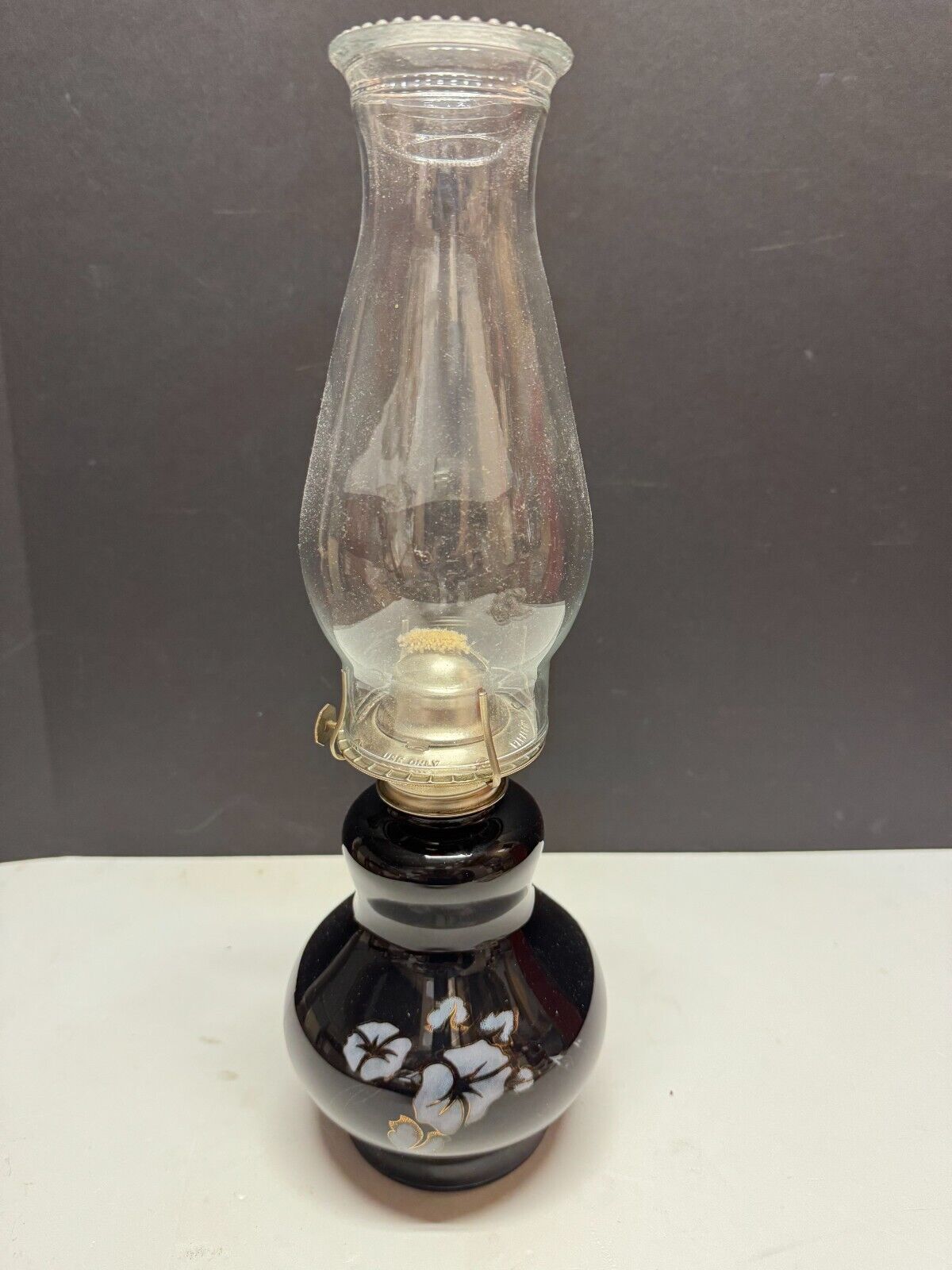Vintage Kaadan Black Oil Lamp W/White Rose 14.5” Excellent