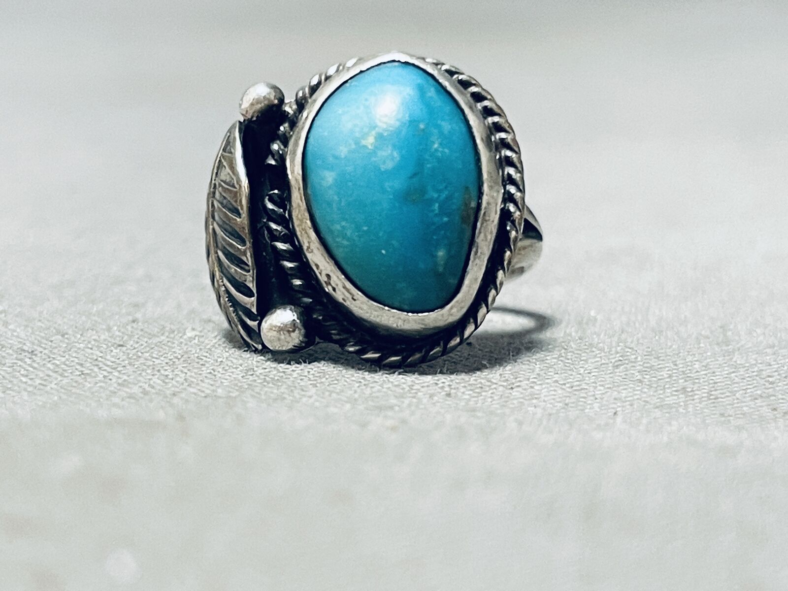 ICONIC VINTAGE NAVAJO BLUE GEM TURQUOISE STERLING SILVER RING