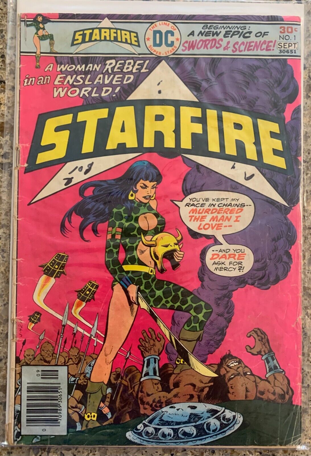 DC Comics: Starfire (1976), Issue 1
