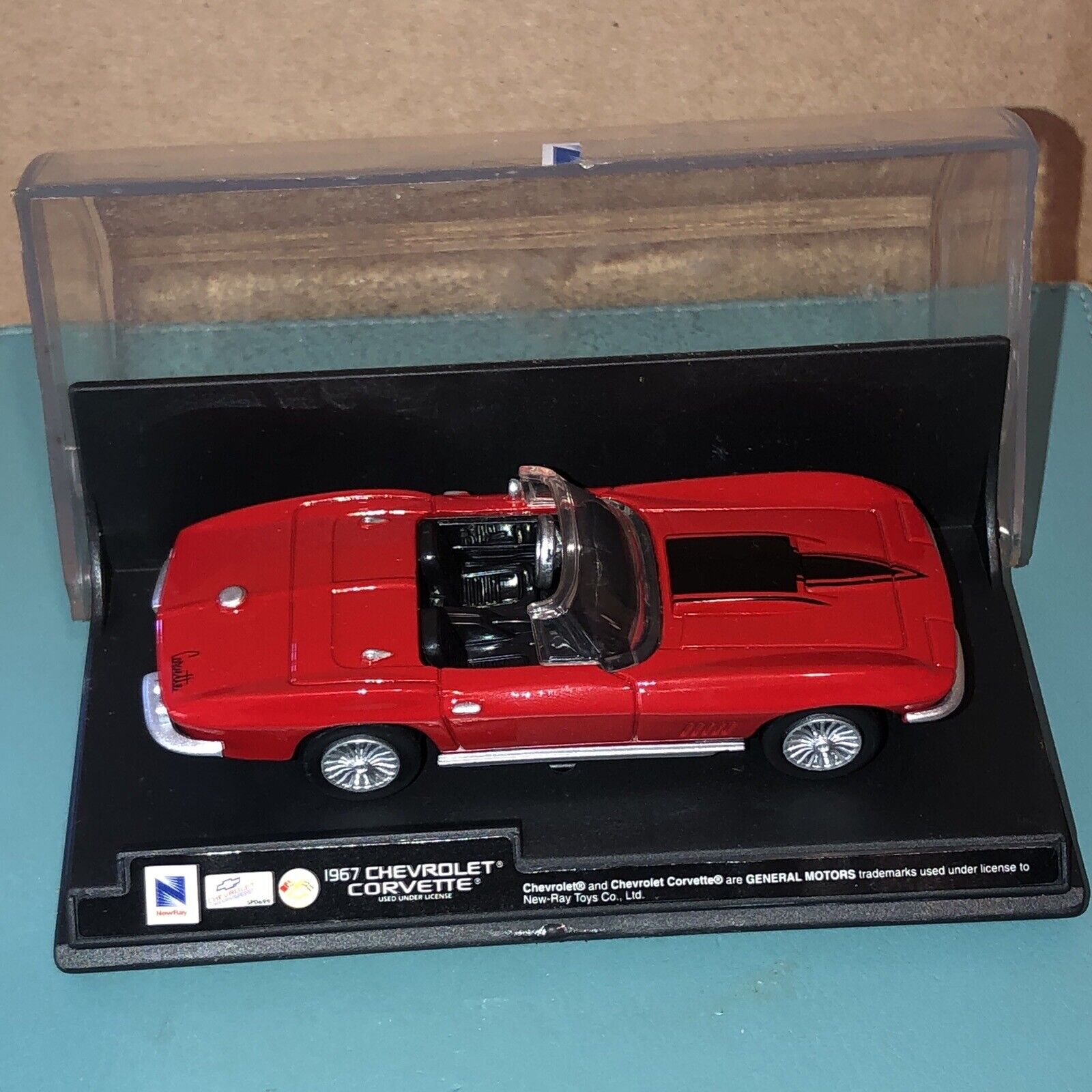 New Ray Diecast Car Red Corvette 1967 4 Inches Long ￼